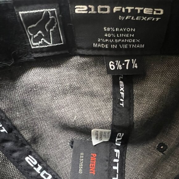 Hurley Flex-fit Baseball hat - Picture 3 of 13